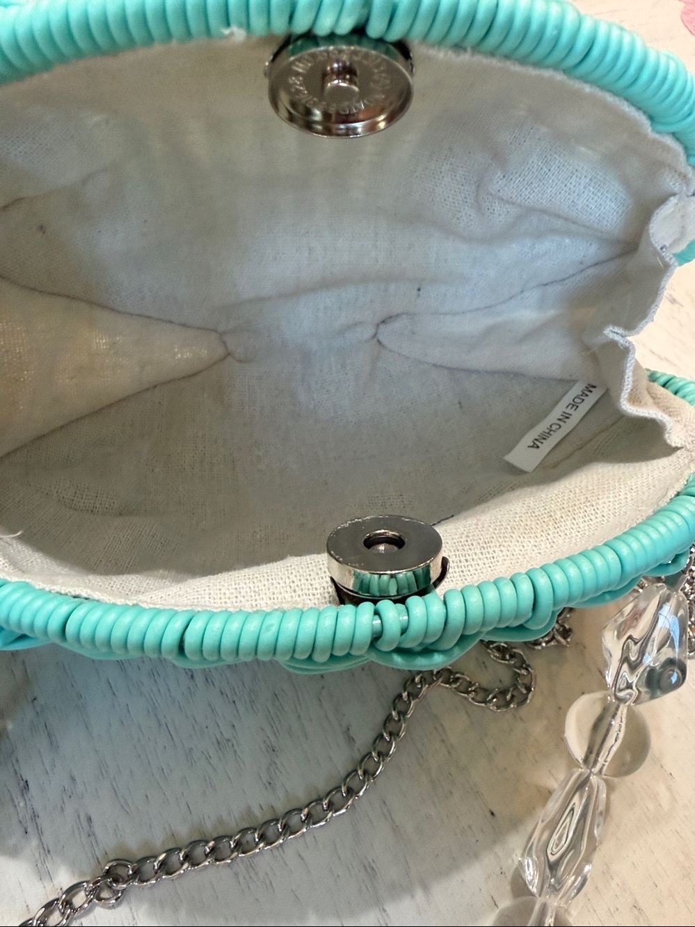 New Tommy Bahama Teal Woven Fish-Shaped Bag - Picture 13 of 15